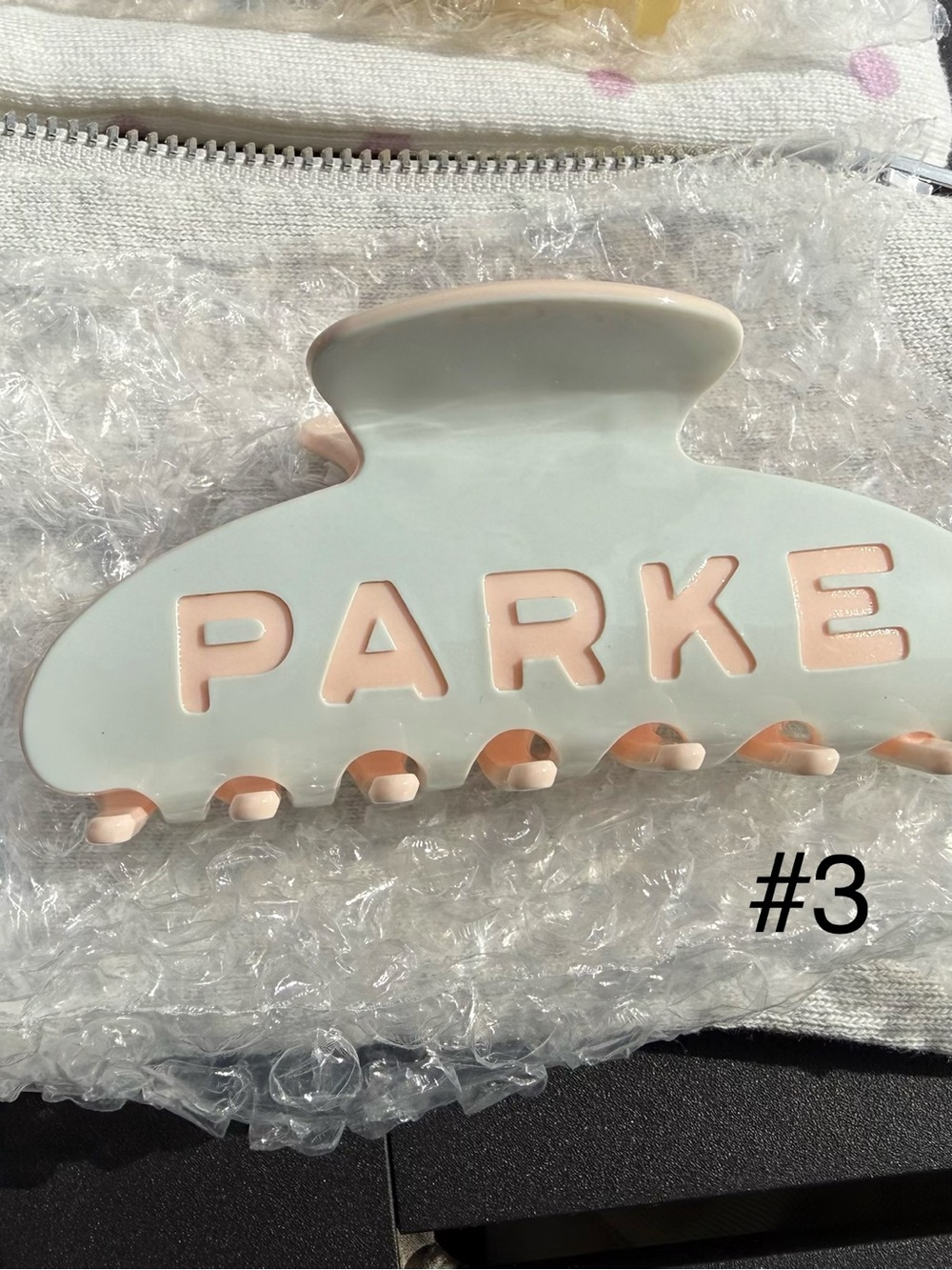 PARKE Claw Clip - NEW